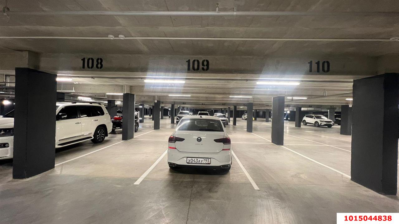 Фото №2: Гараж 12 м² - Краснодар, жилой комплекс Архитектор, ул. Наставников, 12