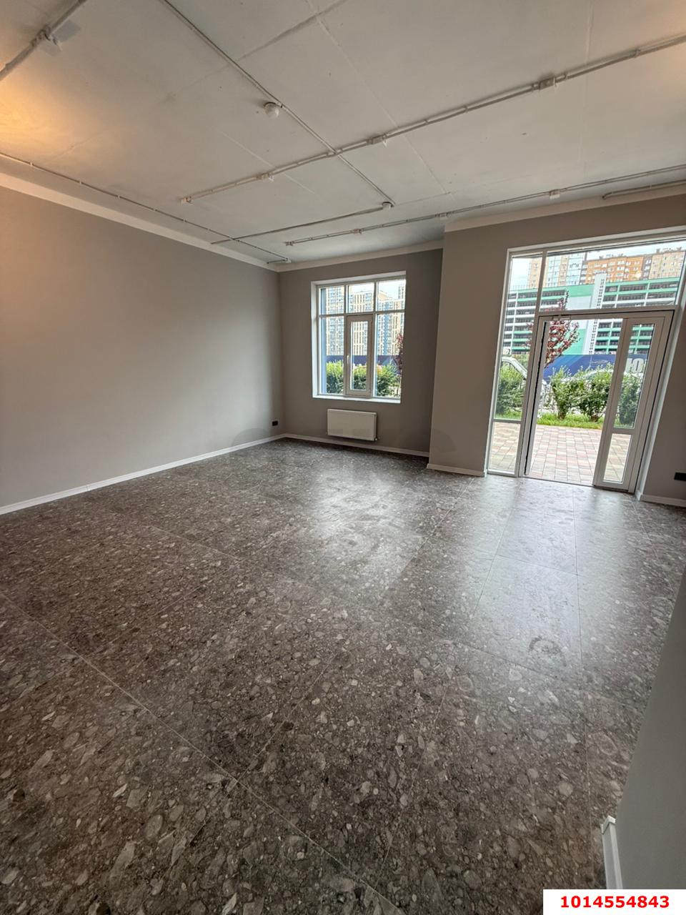 Фото №3: Торговое помещение 41 м² - Краснодар, 7-й квартал, ул. имени Героя Николая Шевелёва, 15