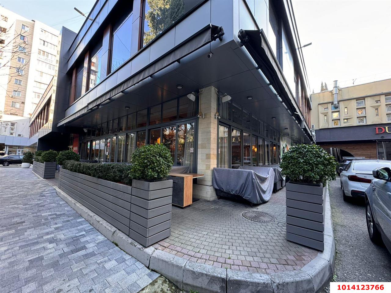 Фото №1: Торговое помещение 462 м² - Сочи, Центральный, ул. Горького, 43