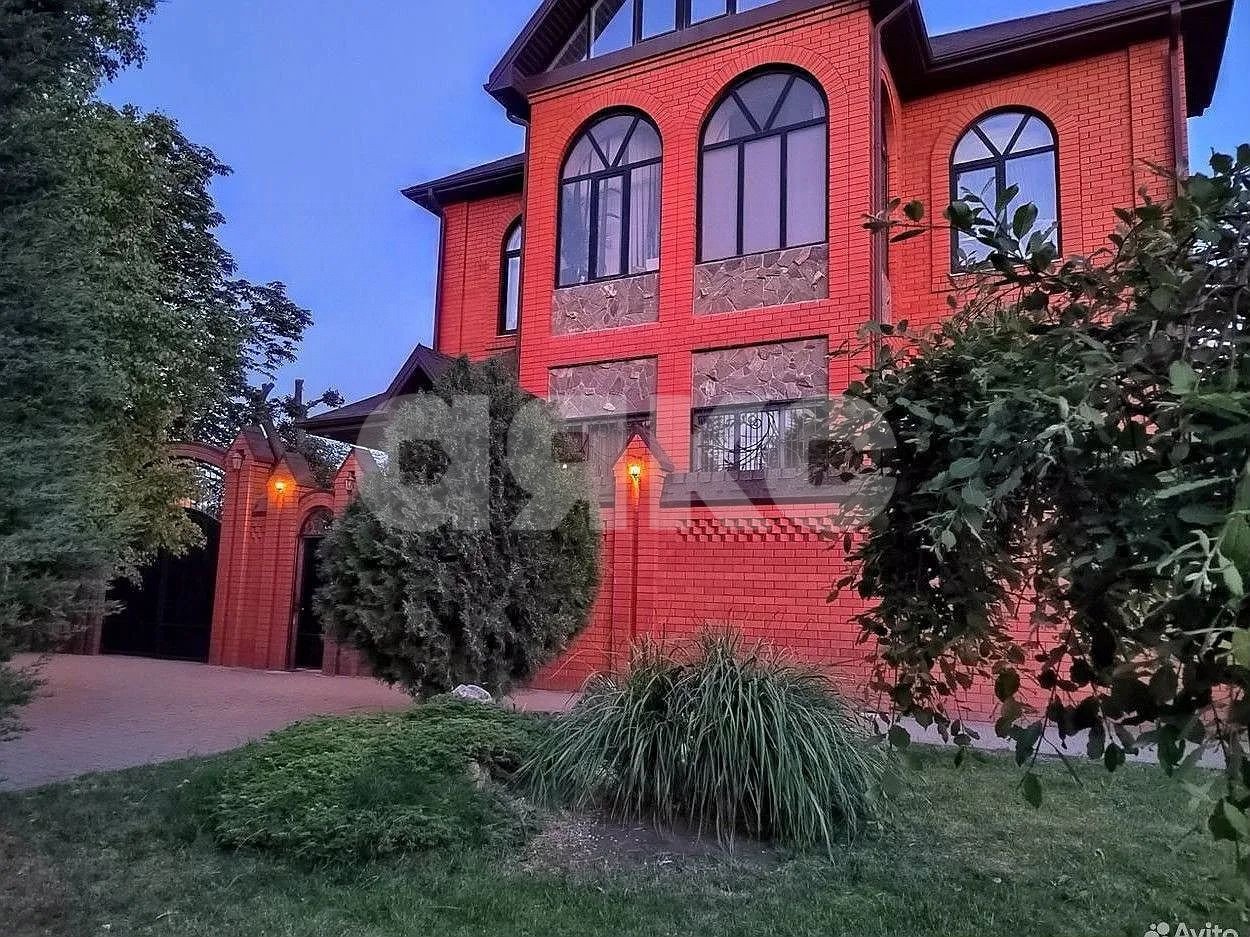 Фото №2: Дом 312 м² + 3 сот. - Ростов-на-Дону, Западный, пер. Араратский, 17/23