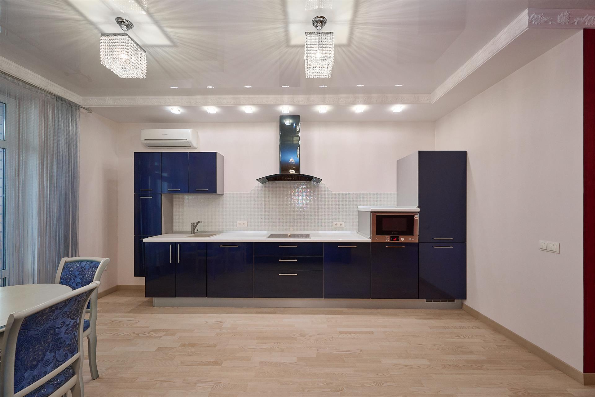 Фото №1: 1-комнатная квартира 52 м² - Краснодар, Черёмушки, ЖК Черёмушки, Центральный внутригородской округ, мкр. жилой комплекс Черёмушки, ул. Кубанская, 45к1