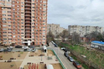 Фото №3: 2-комнатная квартира 65 м² - Краснодар, мкр. Гидростроителей, ул. Автолюбителей, 52/3