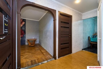 Фото №1: 3-комнатная квартира 59 м² - Краснодар, мкр. Гидростроителей, ул. Дмитрия Благоева, 18