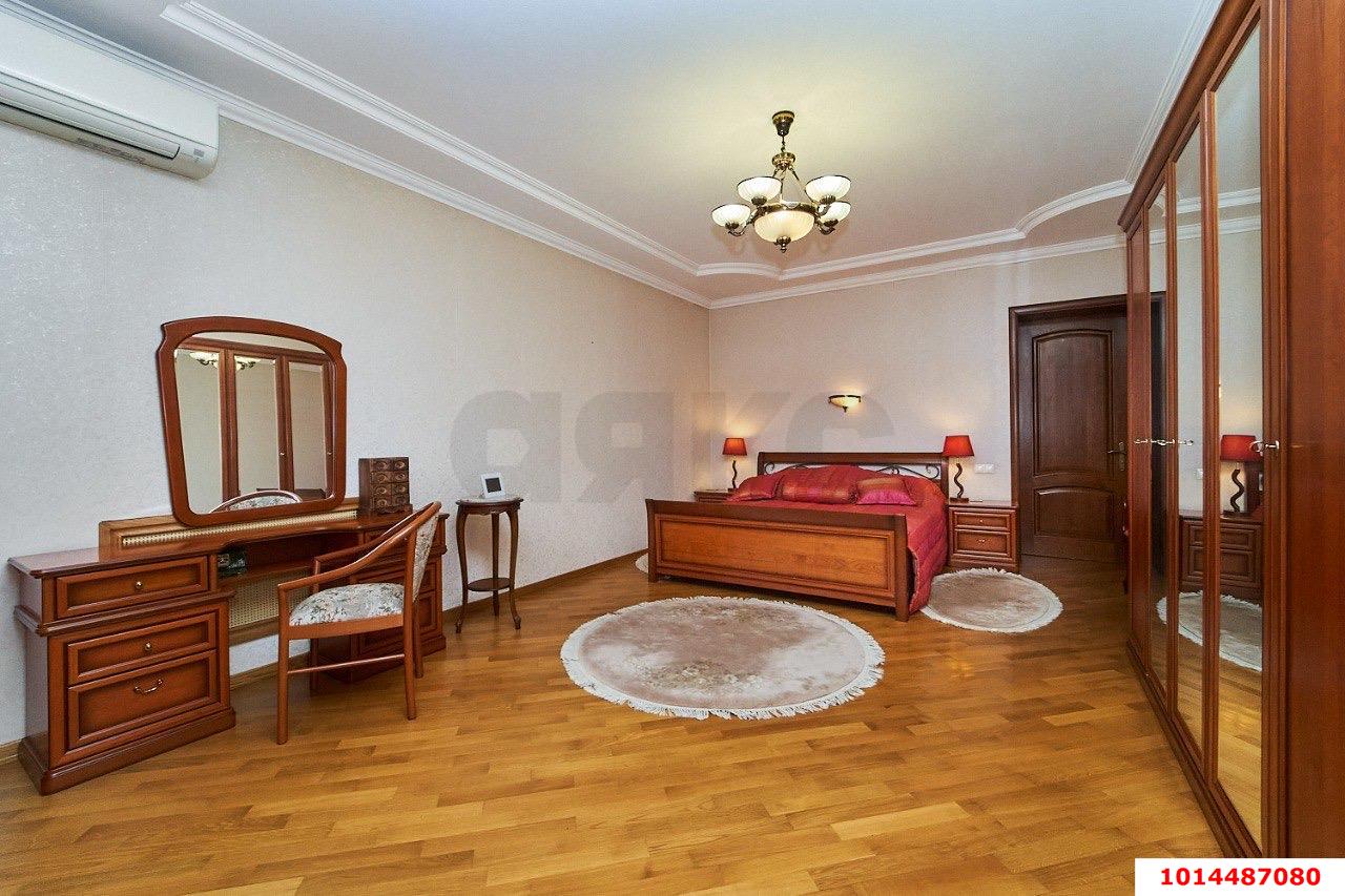 Фото №18: Дом 350 м² + 7 сот. - Краснодар, Центральный, ул. Фрунзе, 48