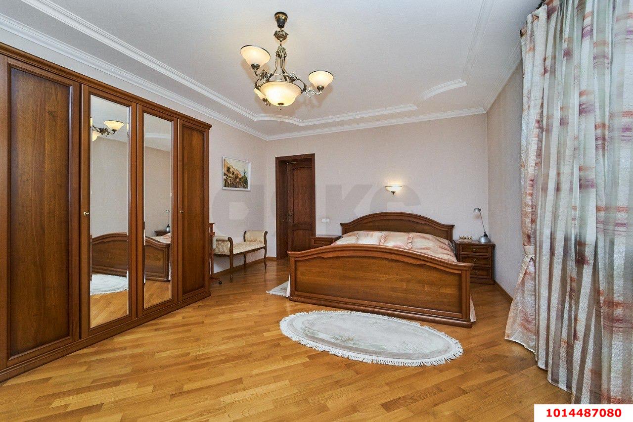 Фото №17: Дом 350 м² + 7 сот. - Краснодар, Центральный, ул. Фрунзе, 48