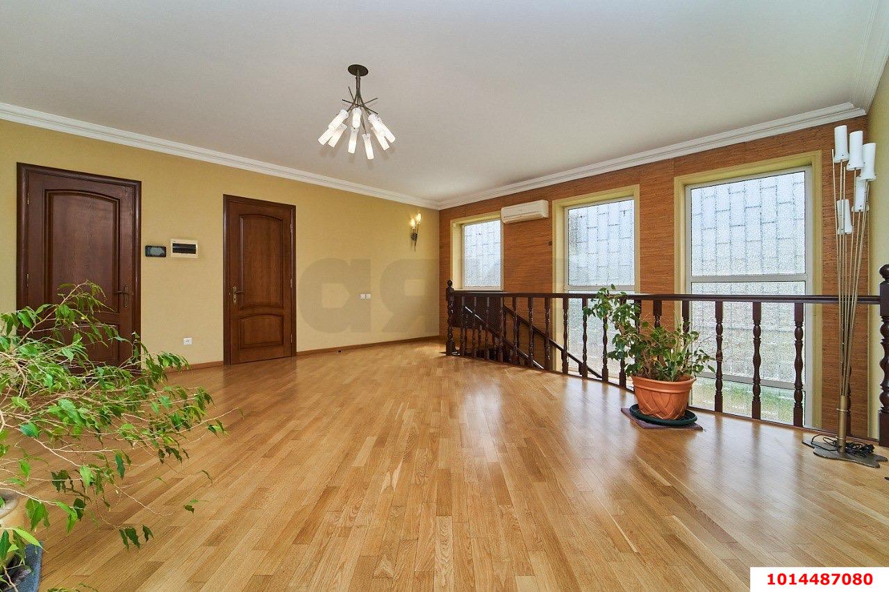 Фото №18: Дом 350 м² + 7 сот. - Краснодар, Западный внутригородской округ, мкр. Центральный, ул. Фрунзе, 48