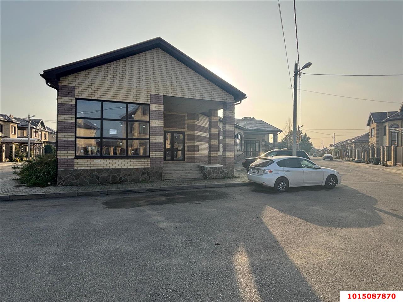 Фото №3: Коммерция 240 м² - Ленина, Карасунский внутригородской округ, п. коттеджный  Виктория Престиж, ул. Мечтателей, 6