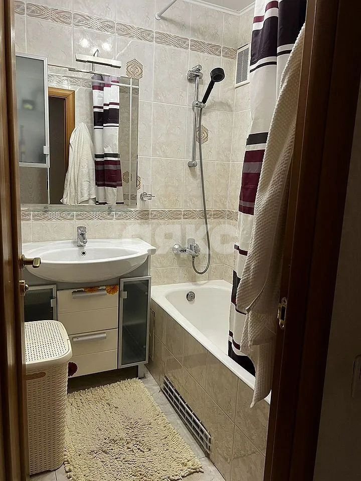 Фото №11: 2-комнатная квартира 65 м² - Ростов-на-Дону, Западный, ул. Жмайлова, 27Б