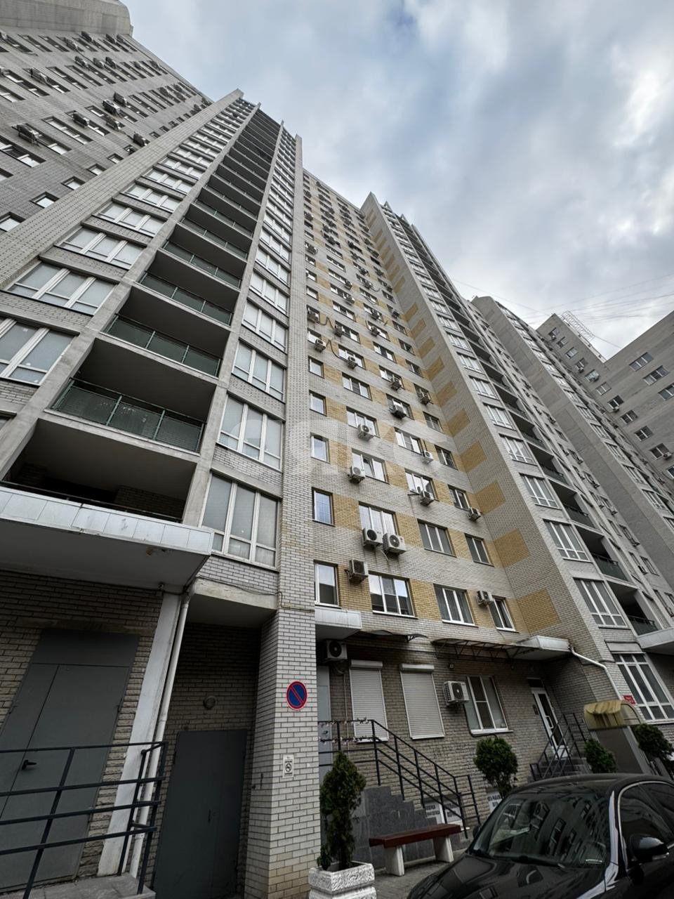 Фото №1: 2-комнатная квартира 70 м² - Ростов-на-Дону, Октябрьский, ул. Народного Ополчения, 213