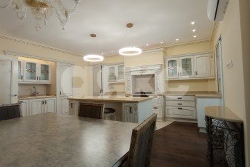 Фото №1: 3-комнатная квартира 124 м² - Мариуполь, р. Жовтневый, ул. Бахчиванджи, 5Б