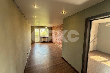 Фото №1: 3-комнатная квартира 50 м² - Мариуполь, р. Жовтневый, пр-кт Ленина, 143