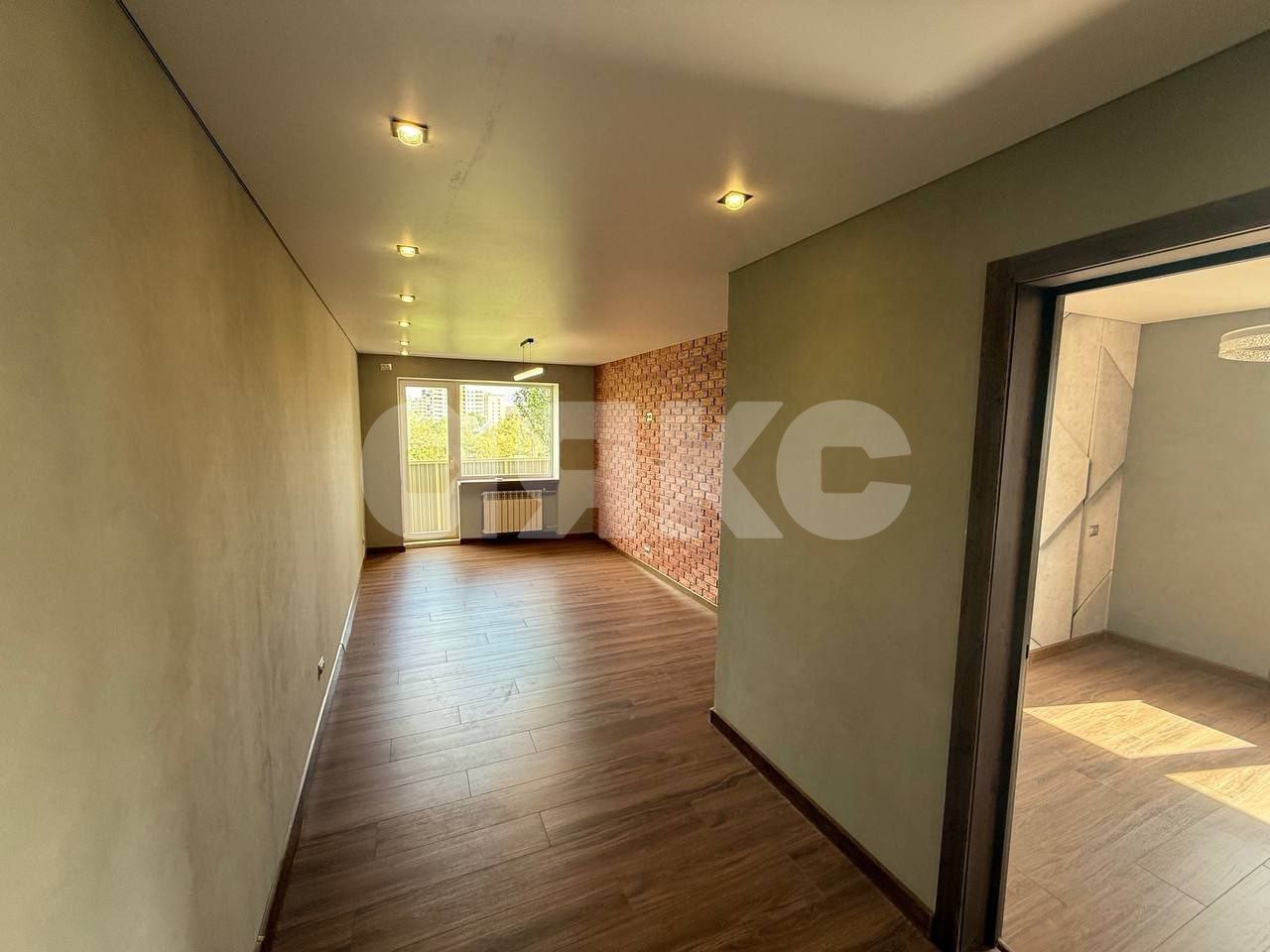 Фото №1: 3-комнатная квартира 50 м² - Мариуполь, Жовтневый, пр-кт Ленина, 143