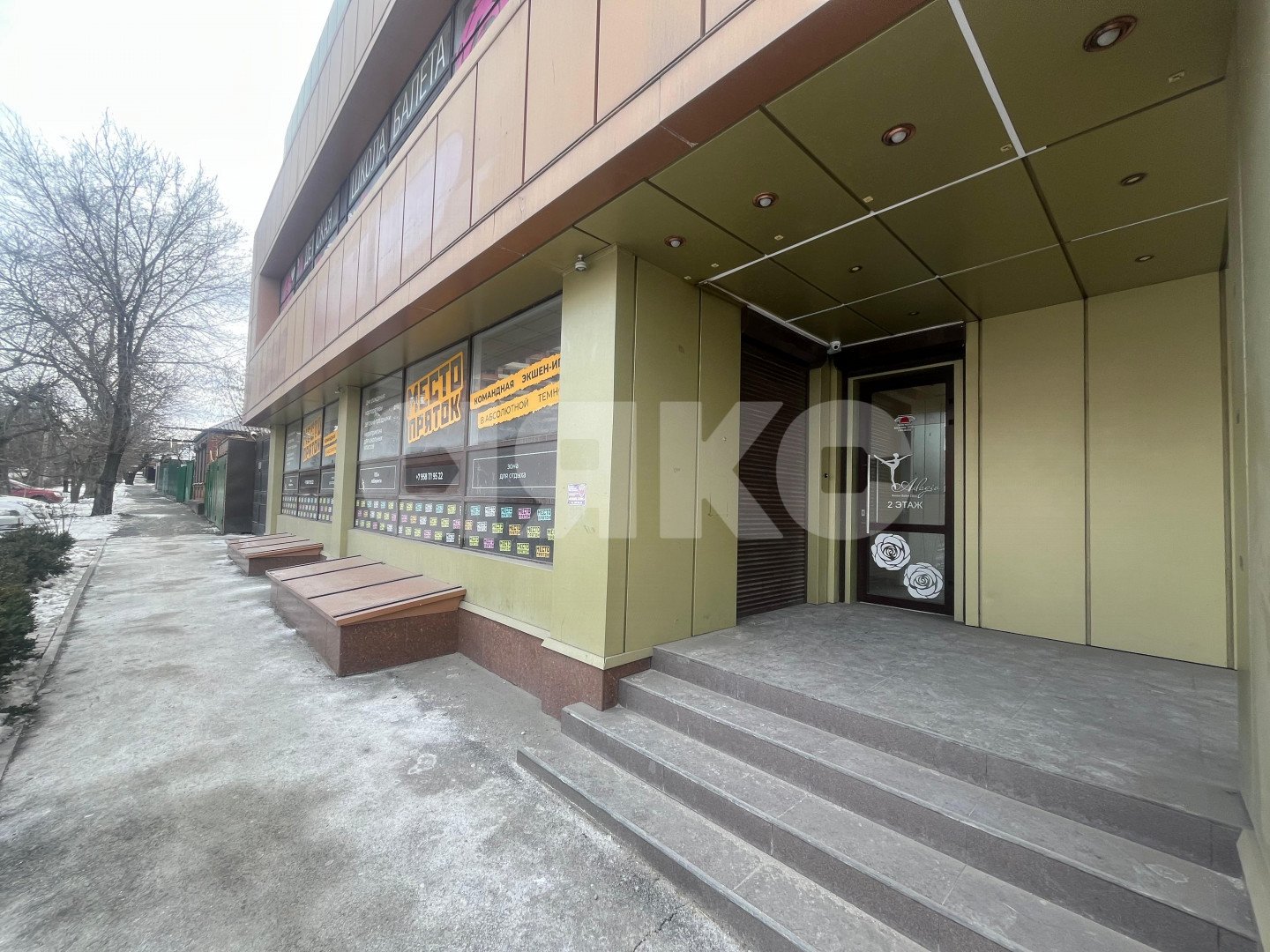 Фото №5: Коммерция 220 м² - Ростов-на-Дону, Западный, ул. Мадояна, 53/1