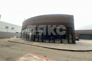 Фото №2: Коммерция 450 м² - Ростов-на-Дону, мкр. Левенцовский, ул. Доватора, 251