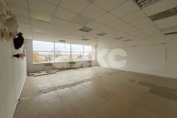 Фото №3: Коммерция 220 м² - Ростов-на-Дону, мкр. Западный, ул. Мадояна, 53/1