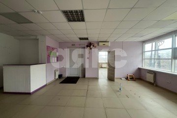 Фото №4: Коммерция 220 м² - Ростов-на-Дону, мкр. Западный, ул. Мадояна, 53/1