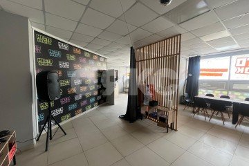 Фото №2: Коммерция 220 м² - Ростов-на-Дону, мкр. Западный, ул. Мадояна, 53/1