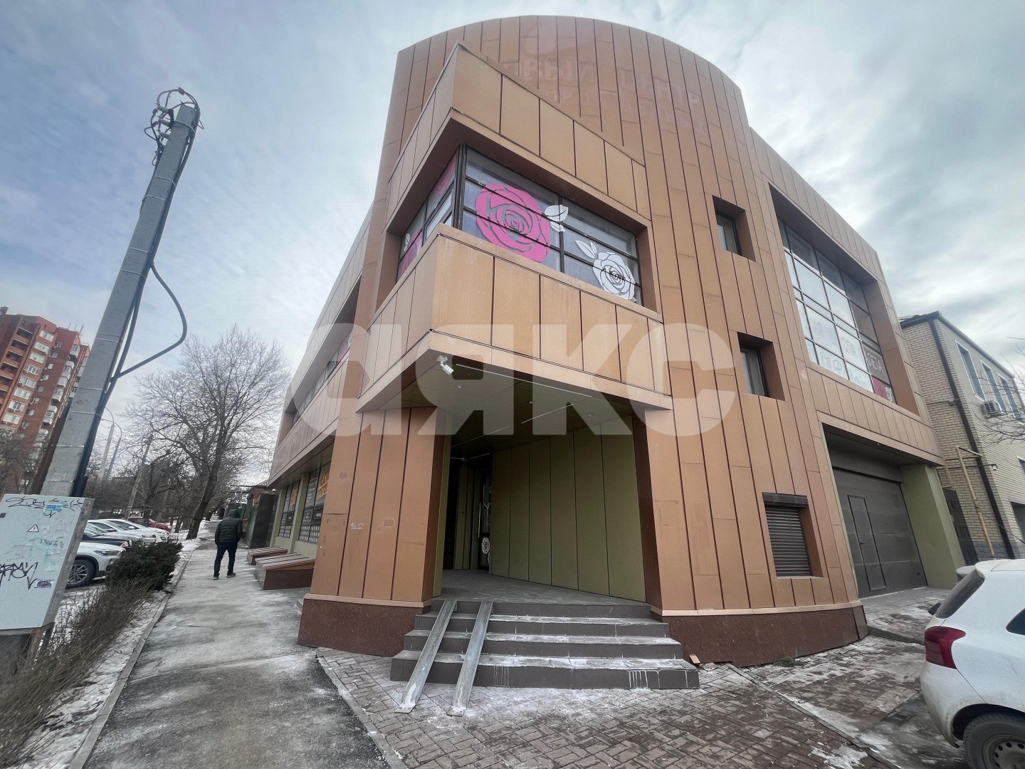 Фото №12: Коммерция 220 м² - Ростов-на-Дону, Западный, ул. Мадояна, 53/1