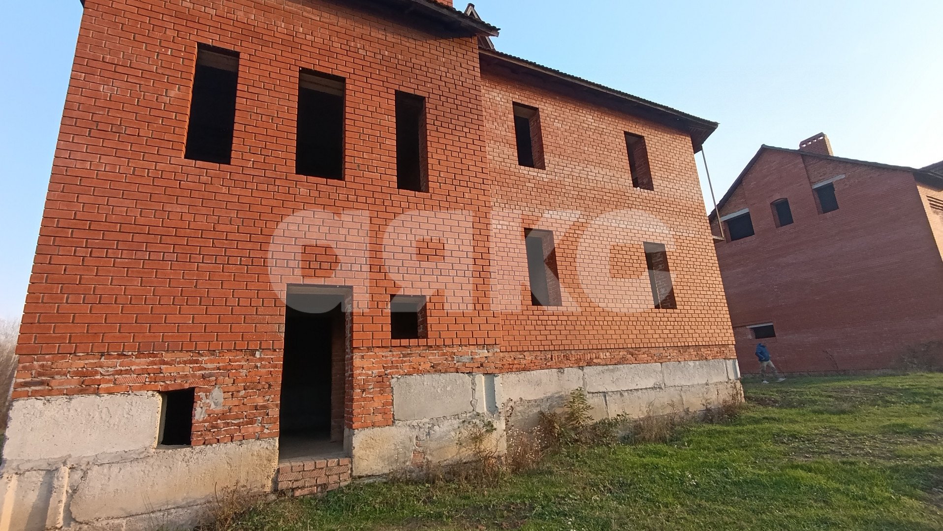 Фото №4: Дом 350 м² + 19.8 сот. - Саратовская, 13-й квартал, 5