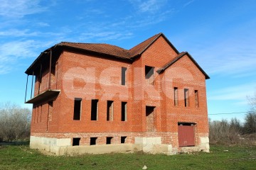 Фото №1: Дом 350 м² - Саратовская, мкр. 13-й квартал, 5