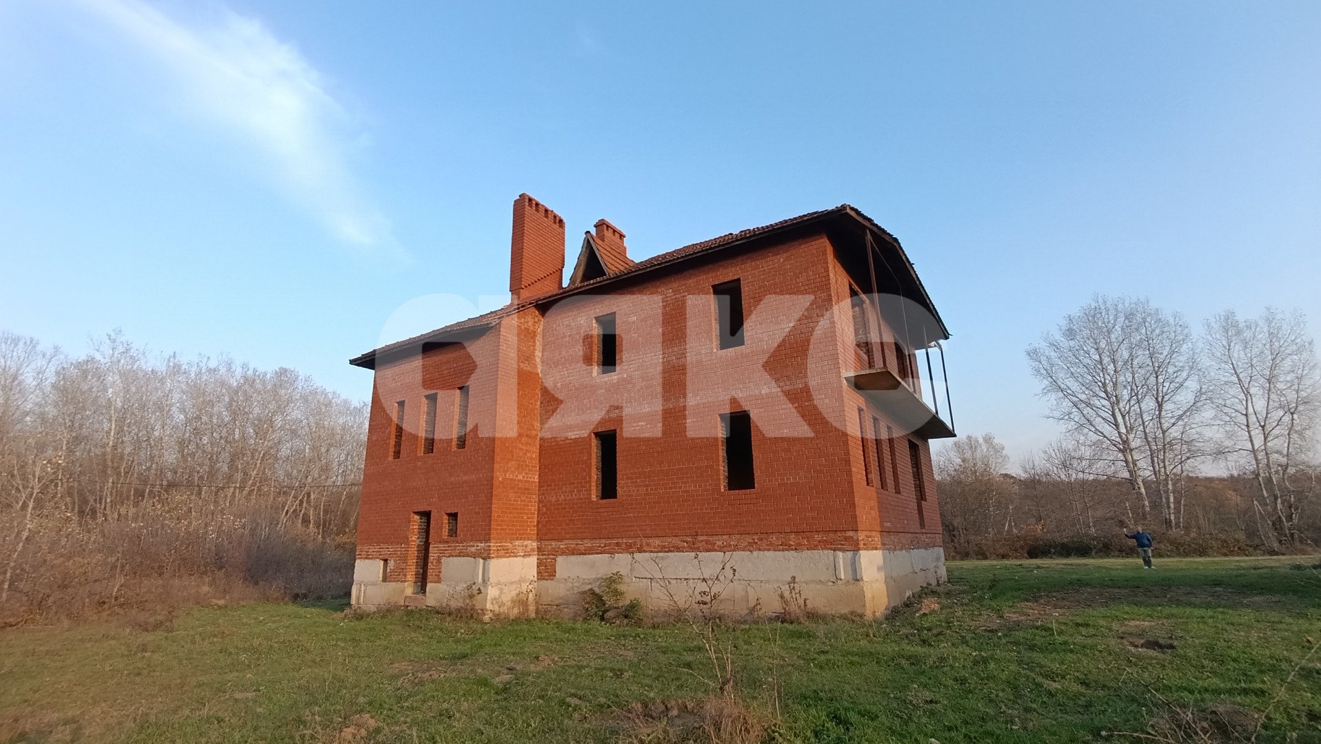 Фото №3: Дом 350 м² + 19.8 сот. - Саратовская, 13-й квартал, 5