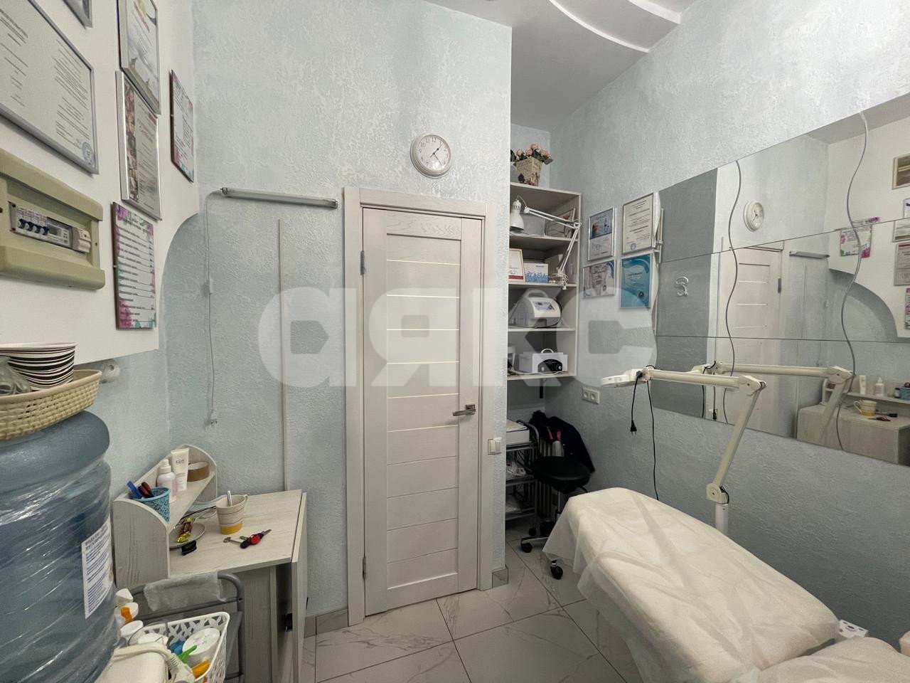 Фото №1: Коммерция 8 м² - Ростов-на-Дону, Октябрьский, ул. Города Волос, 35