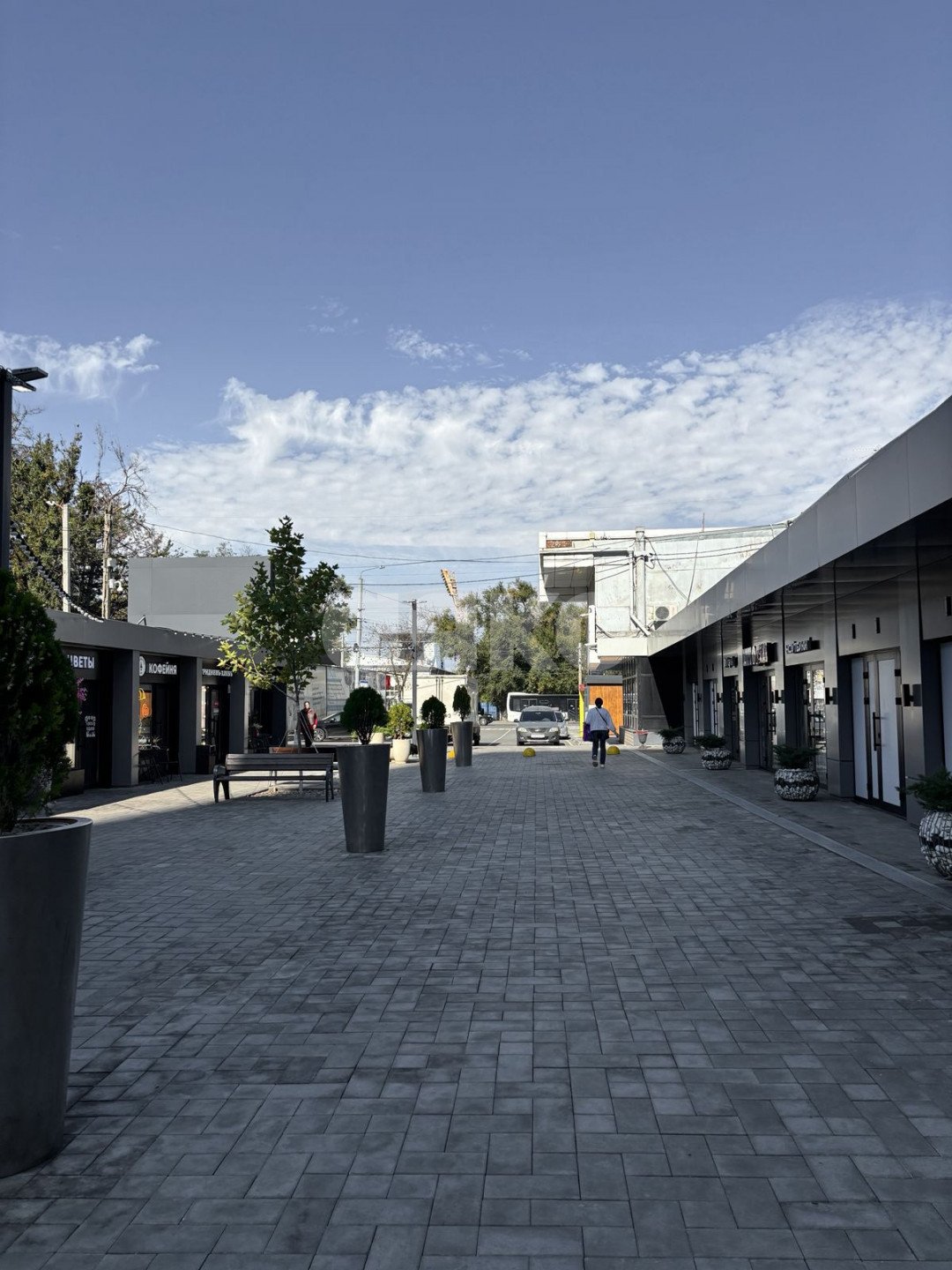 Фото №2: Коммерция 46 м² - Ростов-на-Дону, Нахичевань, пр-кт Шолохова, 126