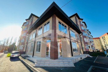 Фото №1: Коммерция 300 м² - Майкоп, мкр. квартал Черёмушки, ул. Димитрова, 23