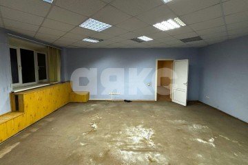 Фото №4: Коммерция 97 м² - Волгоград, р. Ворошиловский, ул. Огарёва, 1