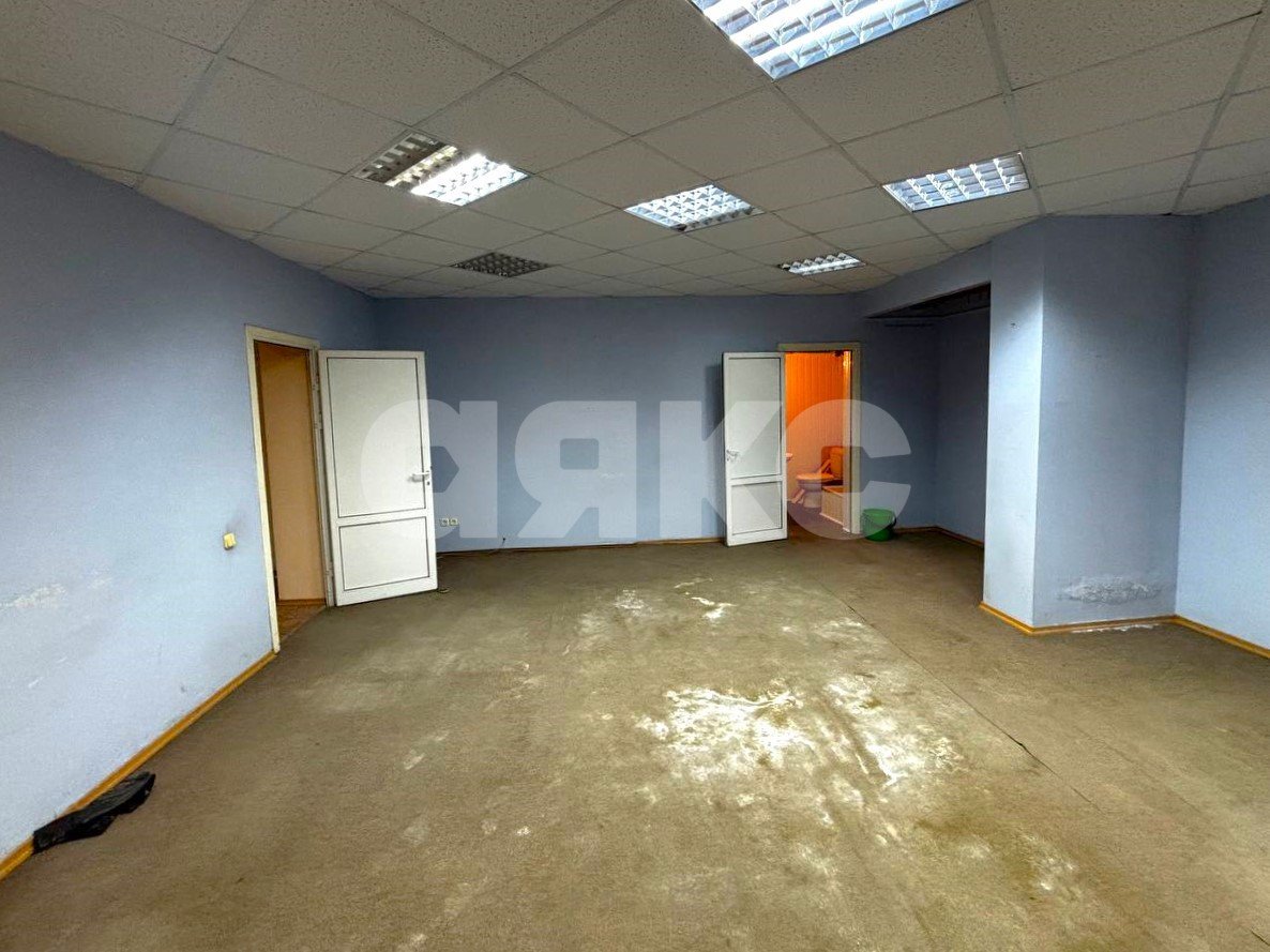 Фото №6: Коммерция 97 м² - Волгоград, Ворошиловский, ул. Огарёва, 1