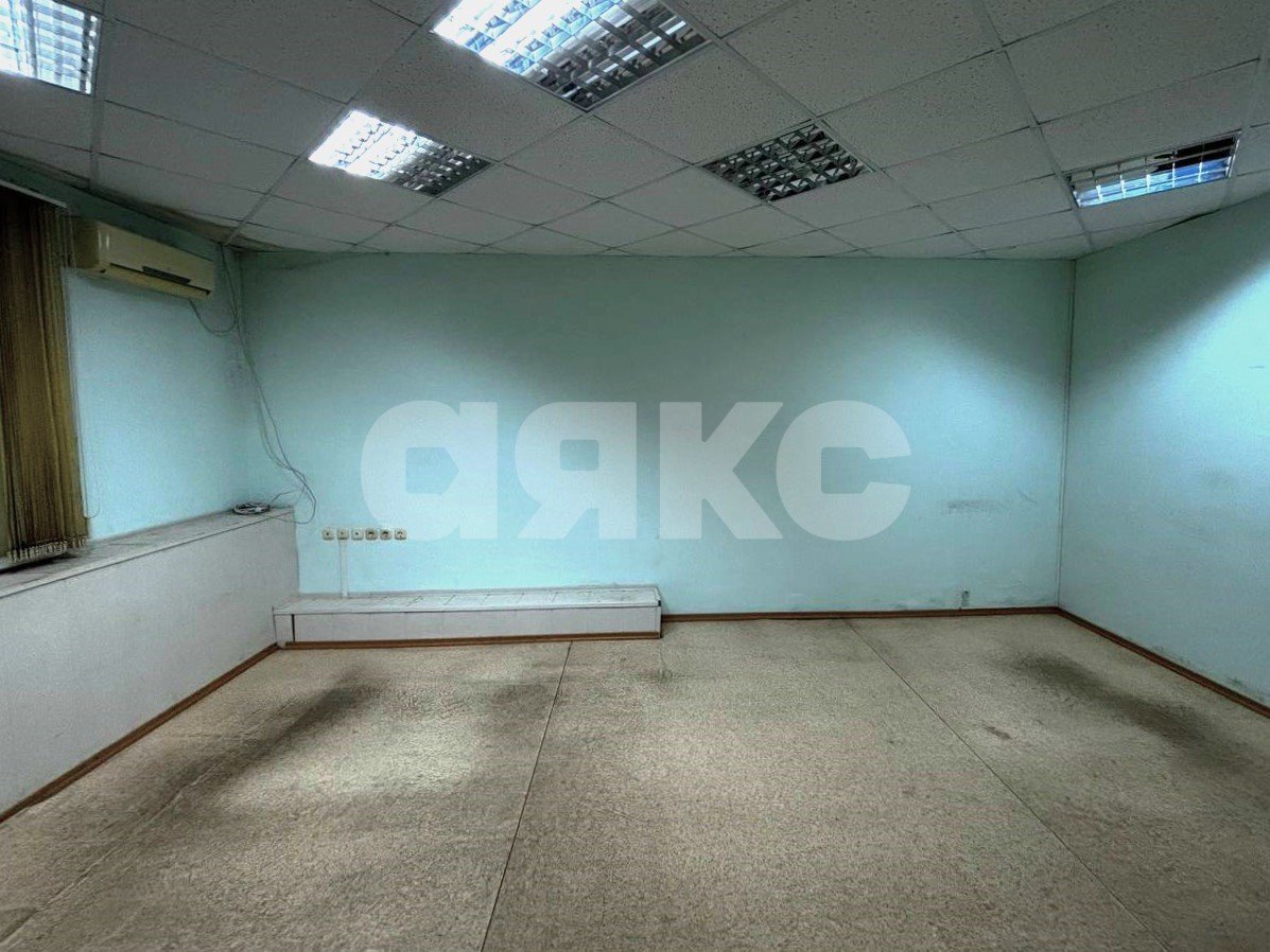 Фото №16: Коммерция 97 м² - Волгоград, Ворошиловский, ул. Огарёва, 1