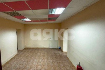 Фото №2: Коммерция 97 м² - Волгоград, р. Ворошиловский, ул. Огарёва, 1