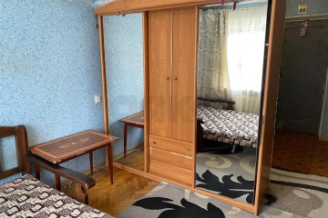 Фото №1: Комната 18 м² - Краснодар, мкр. Хлопчато-бумажный Комбинат, ул. Таганрогская, 3