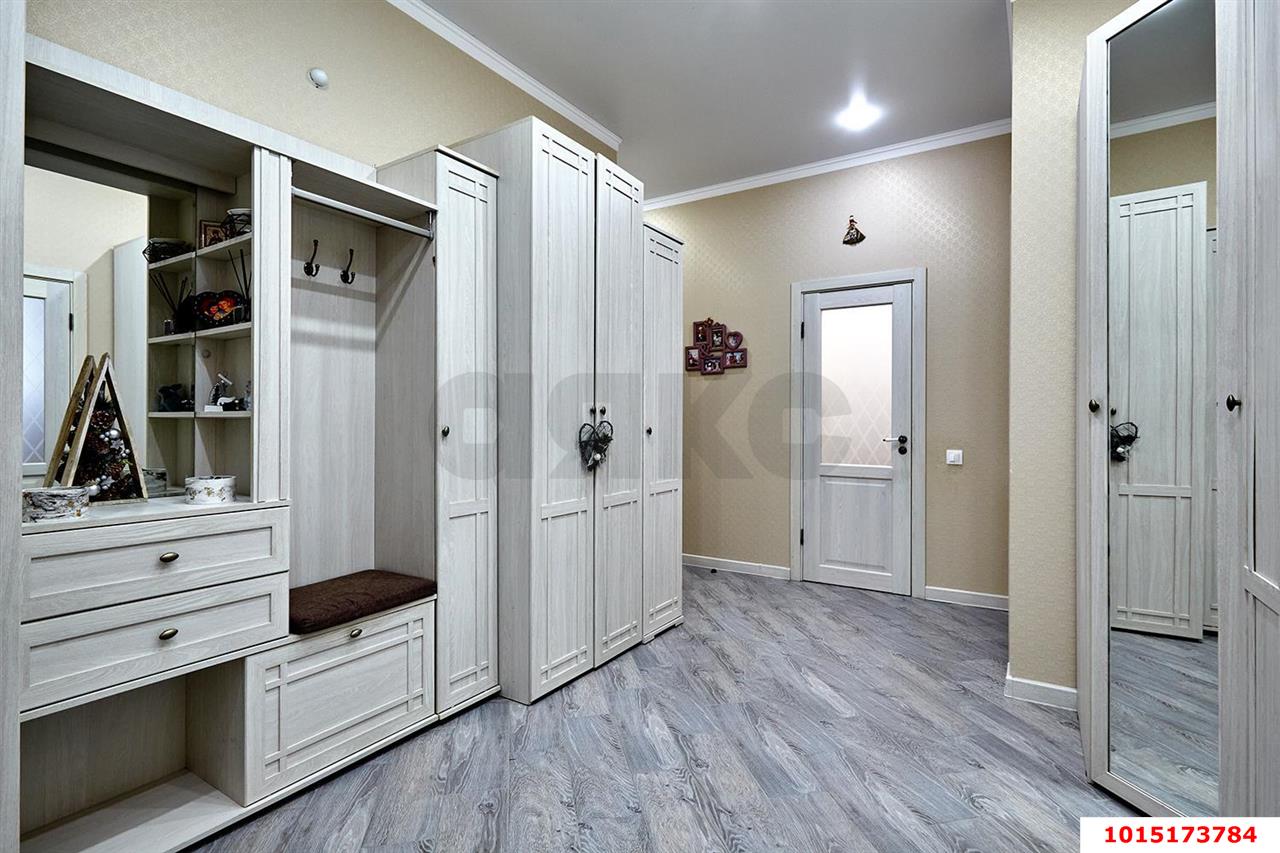 Фото №19: 3-комнатная квартира 95 м² - Краснодар, жилой комплекс Поющие Фонтаны, ул. имени Невкипелого, 18к2