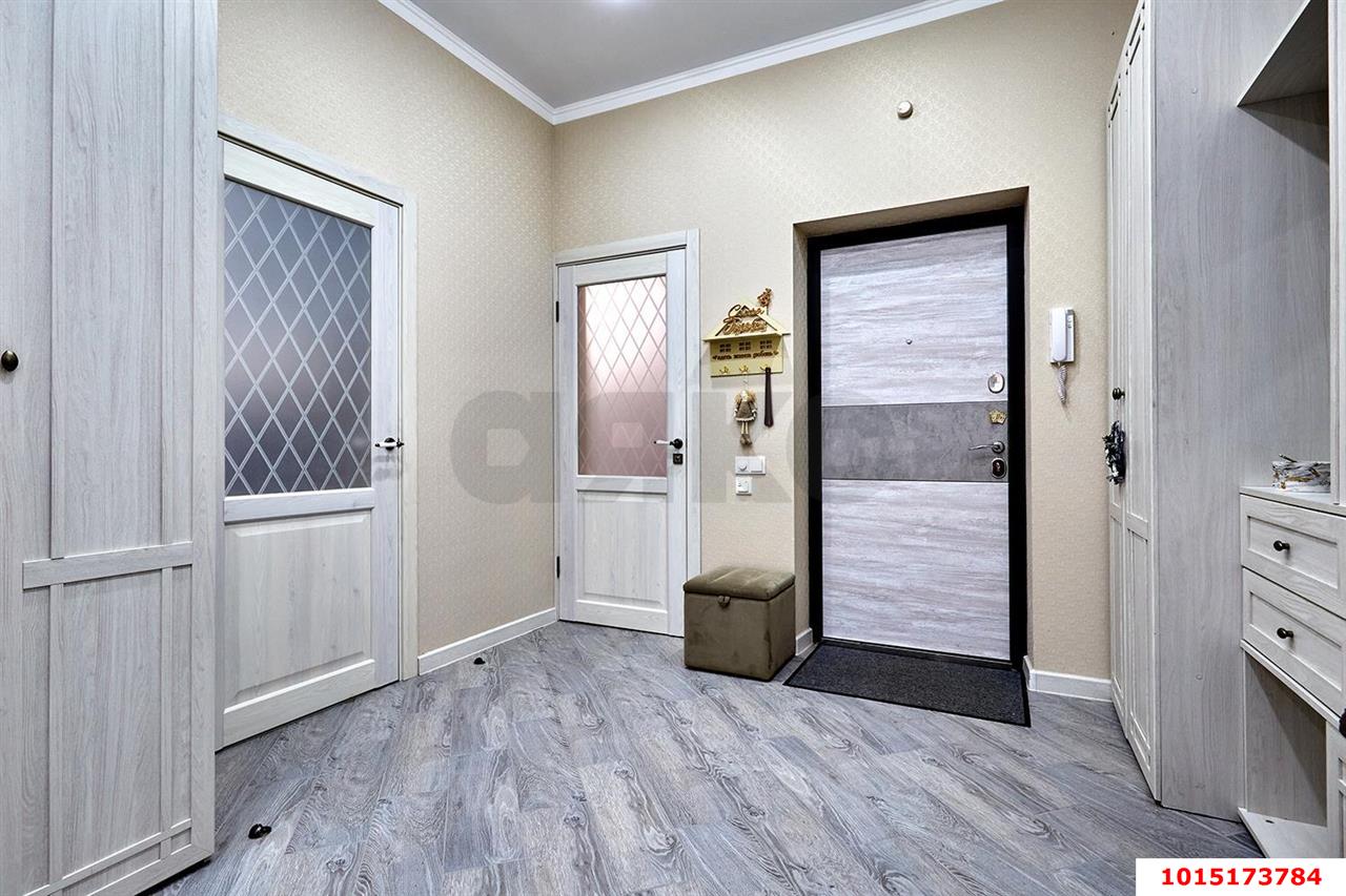 Фото №17: 3-комнатная квартира 95 м² - Краснодар, Карасунский внутригородской округ, Гидростроителей, мкр. жилой комплекс Поющие Фонтаны, ул. имени Невкипелого, 18к2