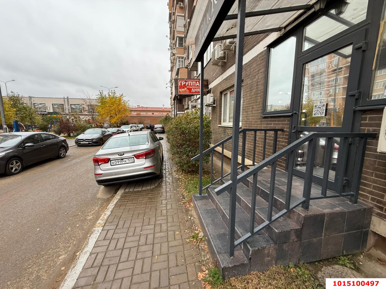 Фото №7: Коммерция 59 м² - Краснодар, ЖК Екатеринодар, Солнечный, Прикубанский внутригородской округ, Фестивальный, мкр. жилой комплекс Екатеринодар, ул. Архитектора Петина, 16