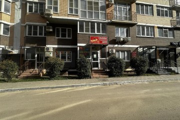 Фото №1: Торговое помещение 60 м² - Краснодар, мкр. Солнечный, ул. Архитектора Петина, 16