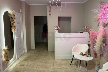 Фото №1: Торговое помещение 55 м² - Краснодар, мкр. Солнечный, ул. Архитектора Петина, 16