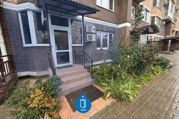 Фото №1: Торговое помещение 50 м² - Краснодар, мкр. Солнечный, ул. Архитектора Петина, 16