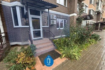 Фото №2: Торговое помещение 50 м² - Краснодар, мкр. Солнечный, ул. Архитектора Петина, 16