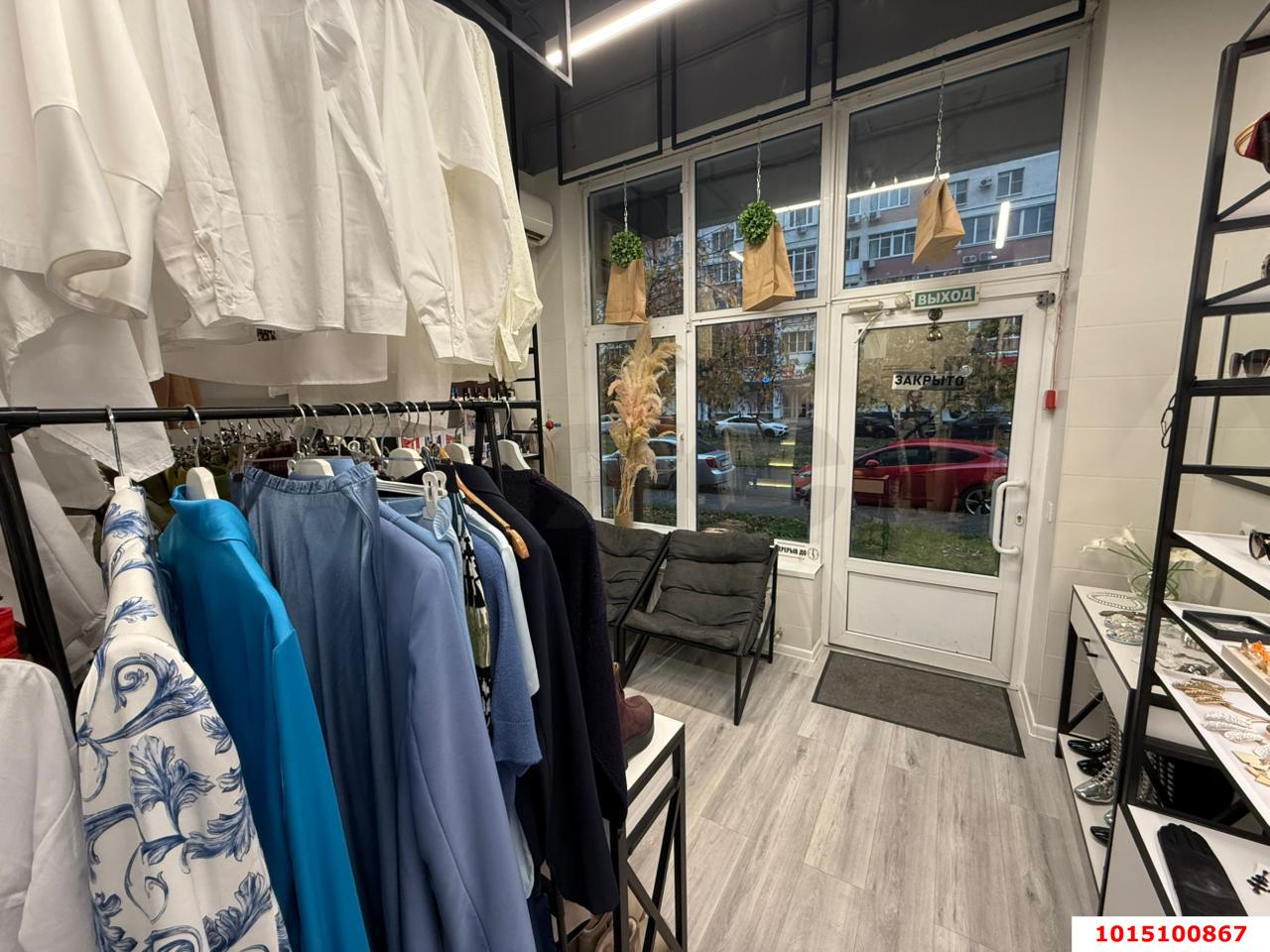 Фото №4: Торговое помещение 27 м² - Краснодар, Солнечный, ул. Казбекская, 16