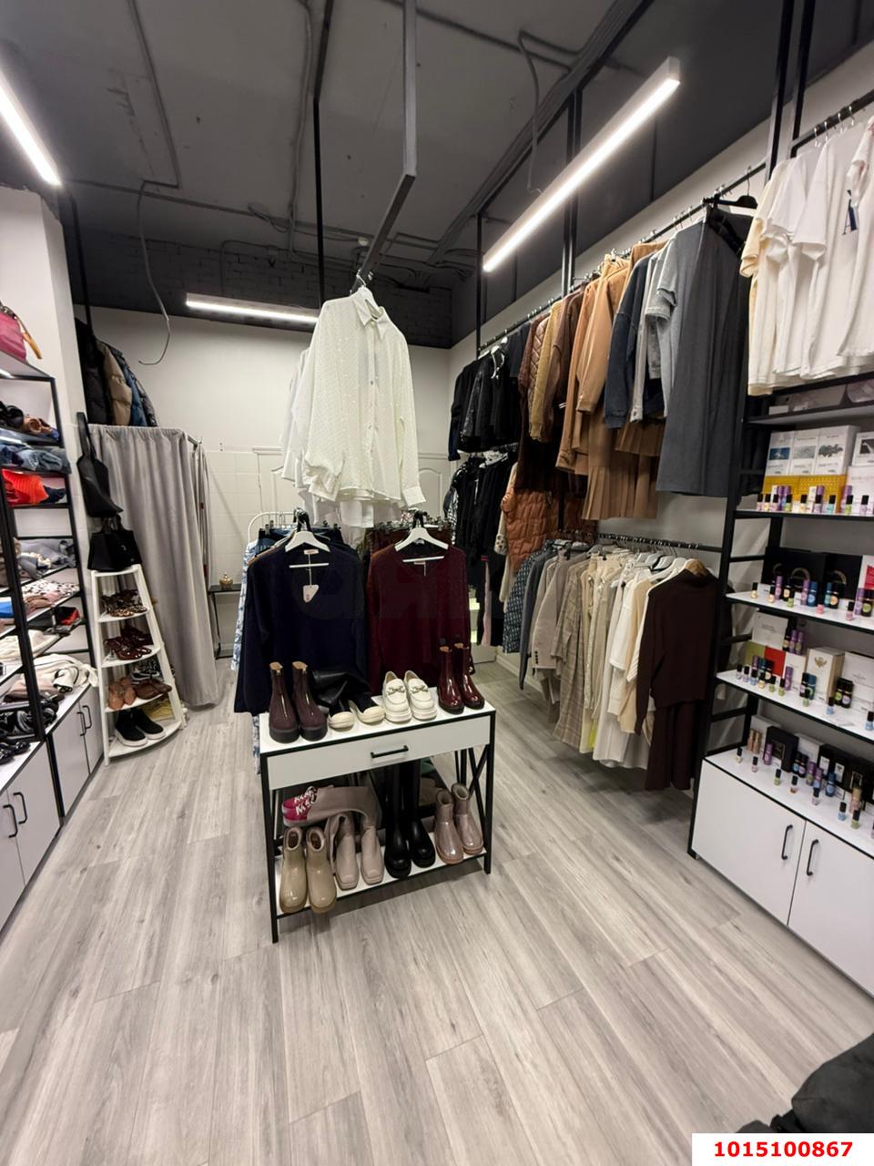 Фото №3: Торговое помещение 27 м² - Краснодар, Солнечный, ул. Казбекская, 16