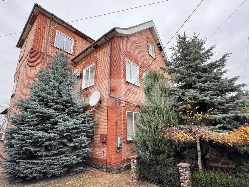 Фото №1: Дом 281 м² + 6 сот. - Мариуполь, Левобережный, ул. Теннисная