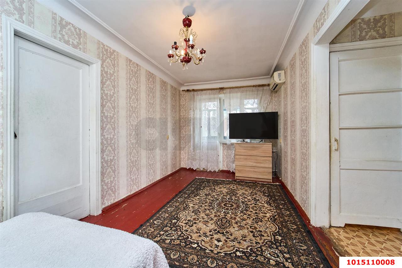 Фото №1: 2-комнатная квартира 40 м² - Краснодар, Центральный внутригородской округ, мкр. Завод Измерительных Приборов, ул. Колхозная, 67