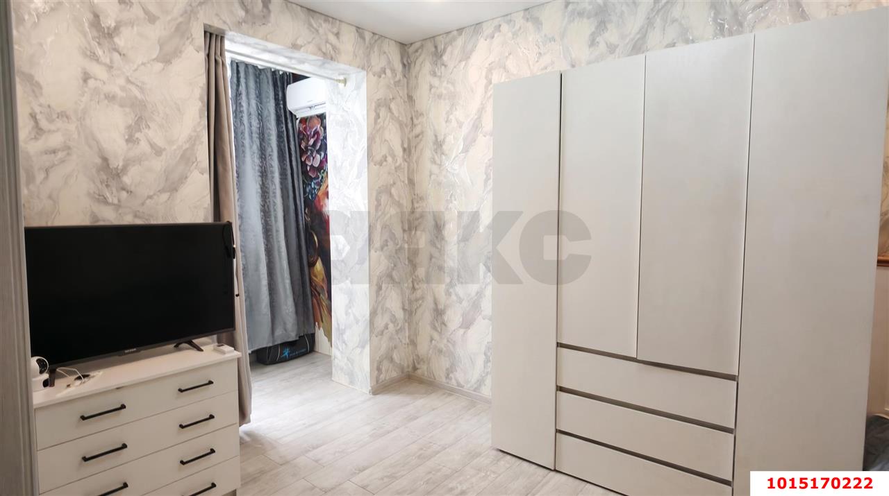 Фото №4: 1-комнатная квартира <span class="whitespace-nowrap">34 м²</span>, <span class="whitespace-nowrap">1/6 эт.</span> - Краснодар, Прикубанский внутригородской округ, мкр. Музыкальный, ул. имени Мусоргского М.П., 3