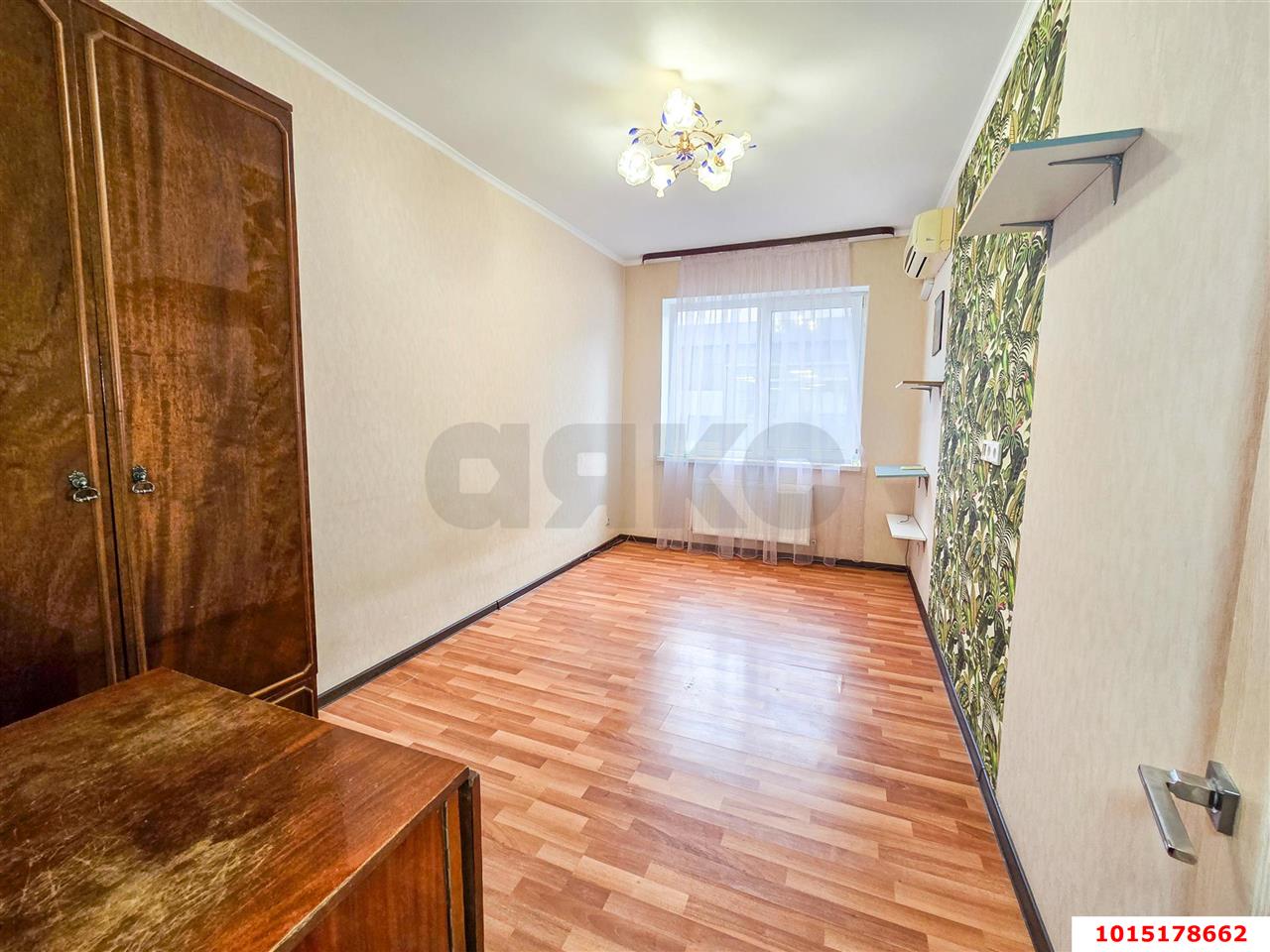 Фото №1: 1-комнатная квартира 35 м² - Российский, мкр. Прикубанский внутригородской округ, ул. Парижская, 16