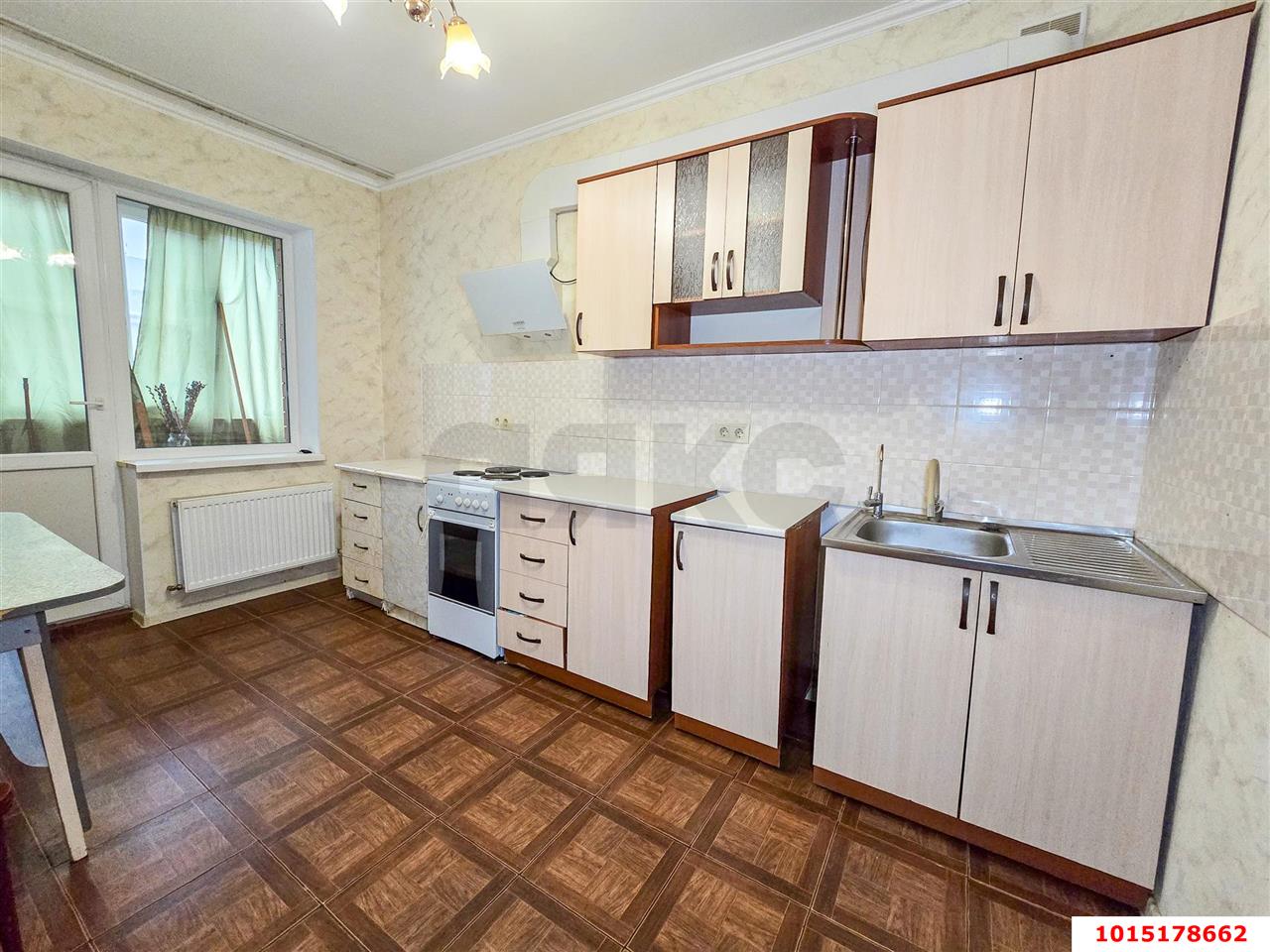 Фото №4: 1-комнатная квартира 35 м² - Российский, мкр. Прикубанский внутригородской округ, ул. Парижская, 16