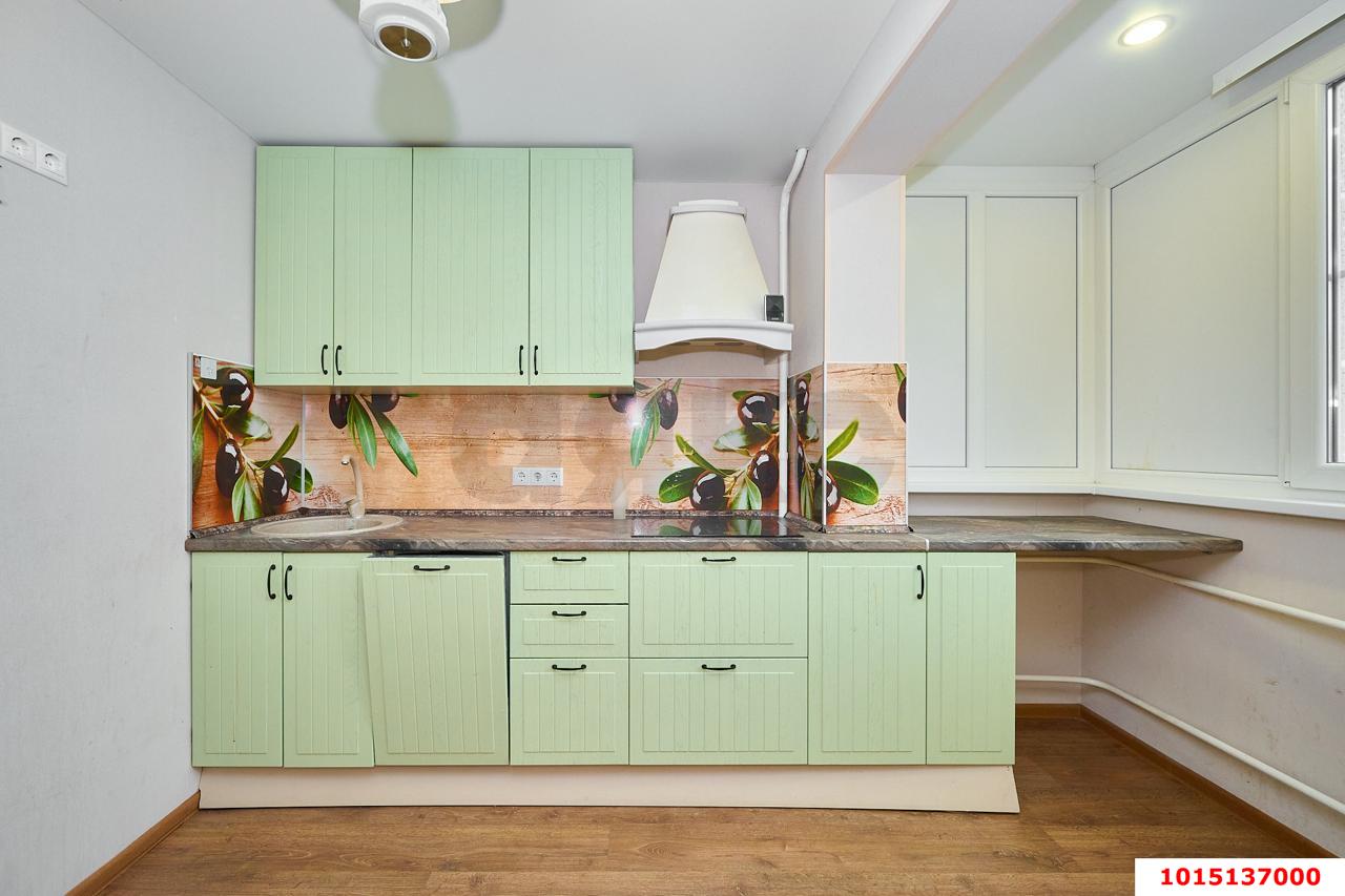 Фото №2: 3-комнатная квартира 111 м² - Краснодар, Западный внутригородской округ, мкр. Юбилейный, б-р Платановый, 19/1