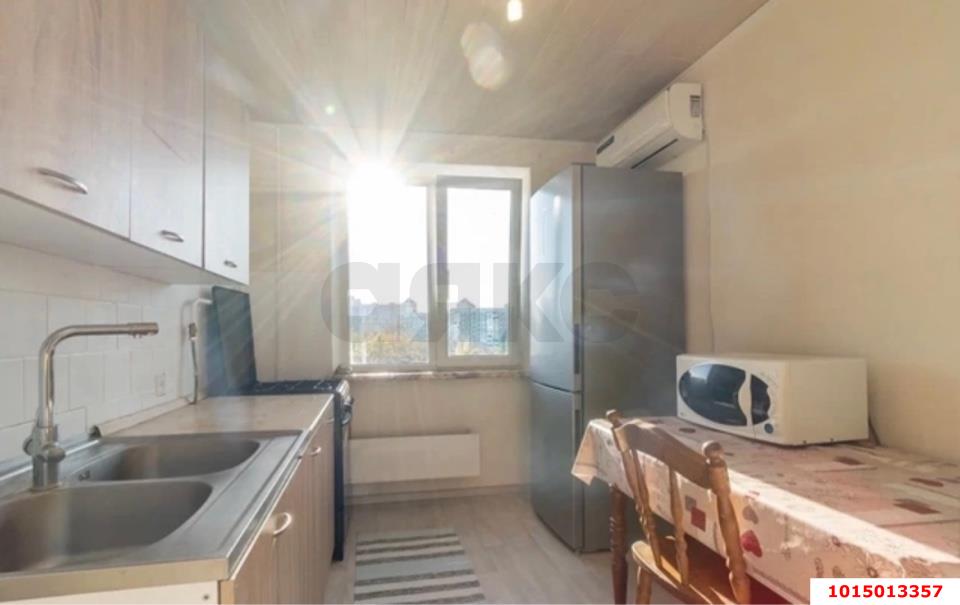 Фото №3: 2-комнатная квартира 51 м² - Краснодар, Юбилейный, ул. 70-летия Октября, 18