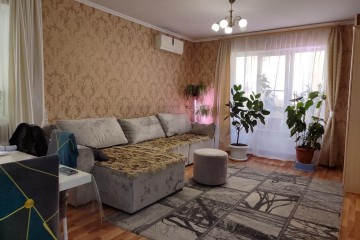 Фото №1: 3-комнатная квартира 88 м² - Краснодар, мкр. Музыкальный, ул. Ангарская, 1/6